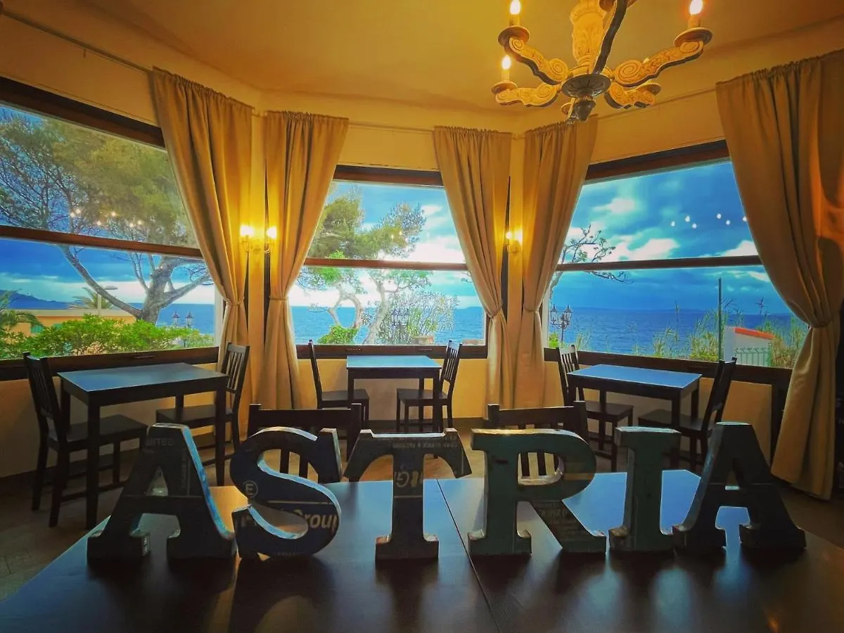 Hotel Astria Le Lavandou