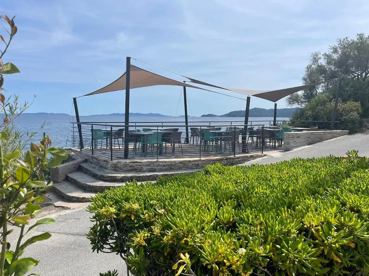 Hotel Astria Le Lavandou 3*,