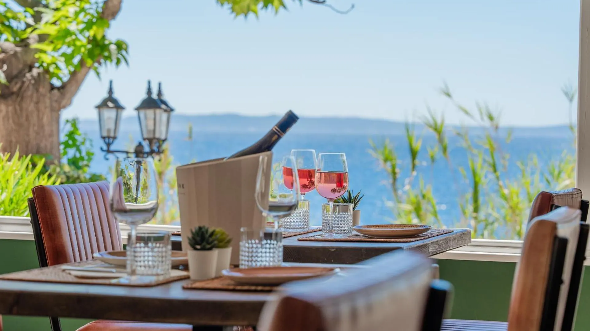 Hotel Astria Le Lavandou 3*,  Franciaország